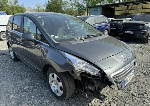 Peugeot 5008 cena 17700 przebieg: 251472, rok produkcji 2015 z Debrzno małe 631